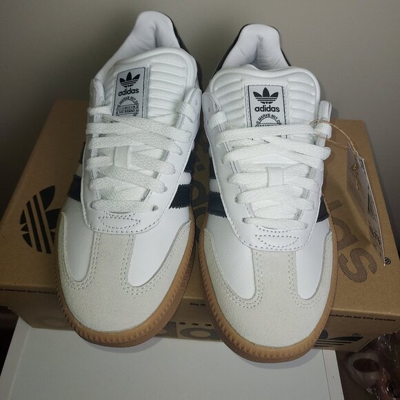 New Adidas Samba XLG Athletic shoe. - Picture 2 of 7